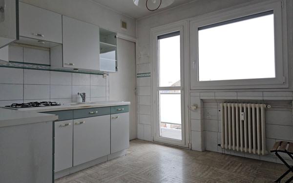 Appartement à vendre    3 pièces • 69,11 m2 Saint-Étienne