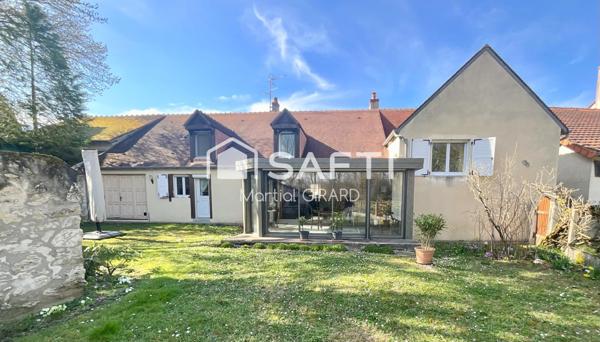 Maison au centre-ville de Mehun Sur Yevre