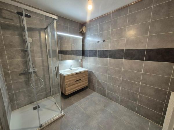 Appartement à LA RICAMARIE, 42150 - 4 pièces 85m²