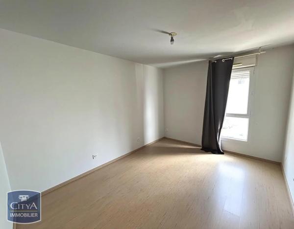 Appartement à louer 3 pièces 60m² Tours (37000)