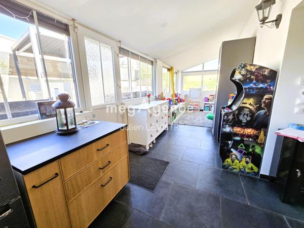 Maison à Auneau-Bleury-Saint-Symphorien, 28700 - 4 pièces 111m²