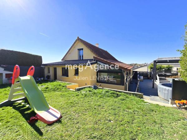 Maison à Auneau-Bleury-Saint-Symphorien, 28700 - 4 pièces 111m²