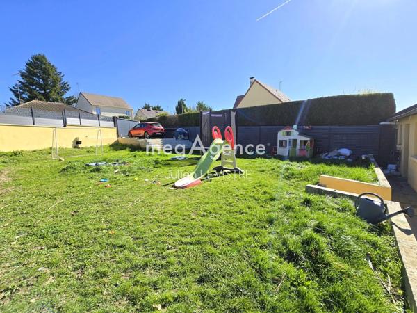 Maison à Auneau-Bleury-Saint-Symphorien, 28700 - 4 pièces 111m²