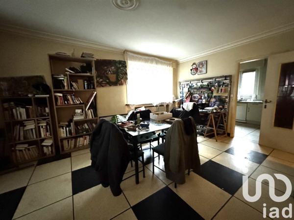 Maison 8 pièces de 180 m² à Sin-le-Noble (59450)