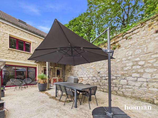 Belle Maison de caractère - 320 m2 habitable - 650 m2 de parc arboré - Coeur de ville