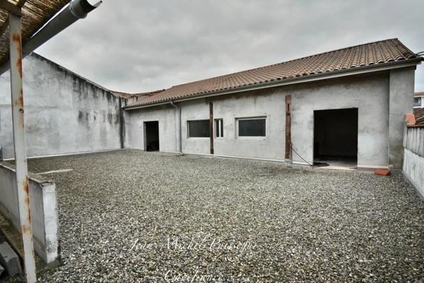 Entrepôt / Bureaux à vendre à SAINT GAUDENS (31)