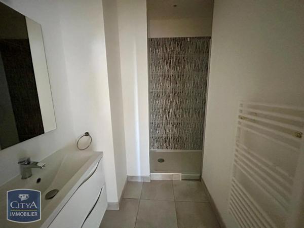 Appartement à louer 2 pièces 52.48m² Clermont-Ferrand (63000)