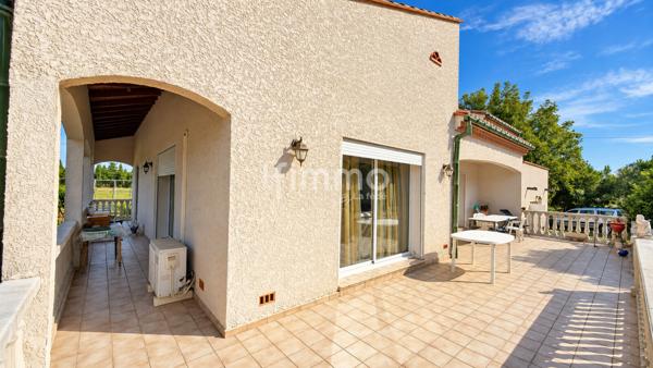 Villa T5 de 159 m2 sur 30 000 m2 de terrain - Elne
