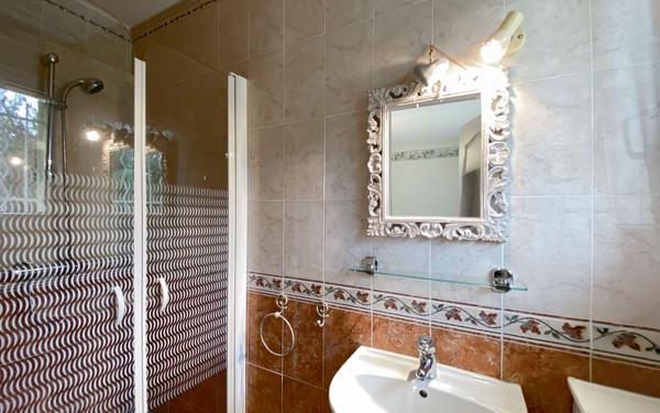 Maison à vendre    6 pièces • 220 m2 Mont-de-Marsan