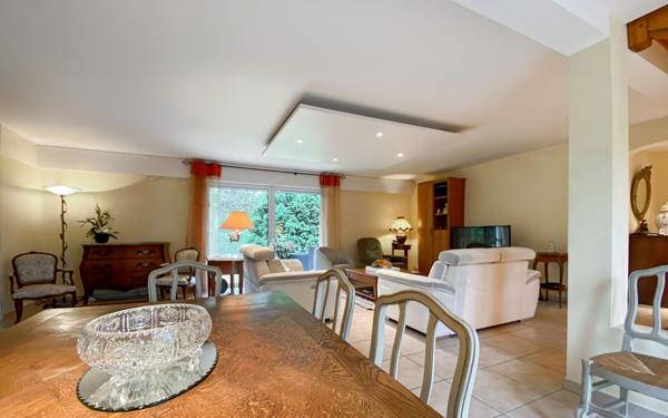 Maison à vendre    6 pièces • 220 m2 Mont-de-Marsan