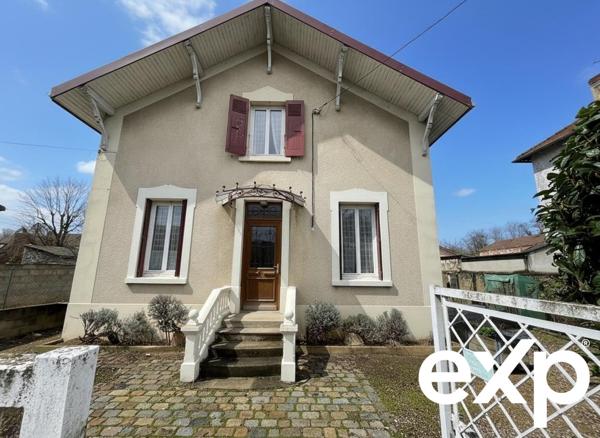 Maison de charme avec jardin arboré et sous-sol complet – Pont-de-Chéruy