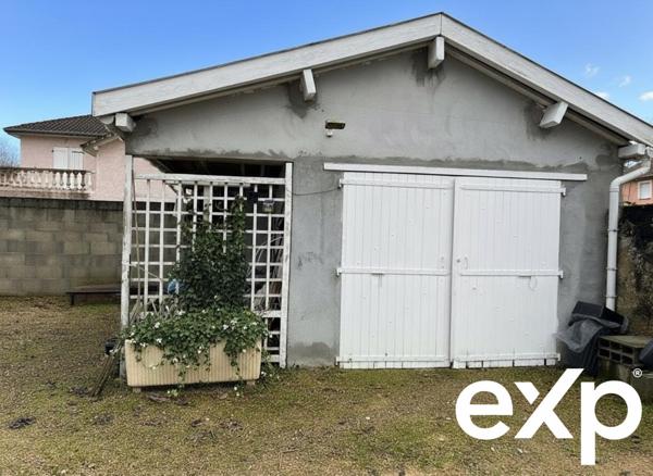 Maison de charme avec jardin arboré et sous-sol complet – Pont-de-Chéruy