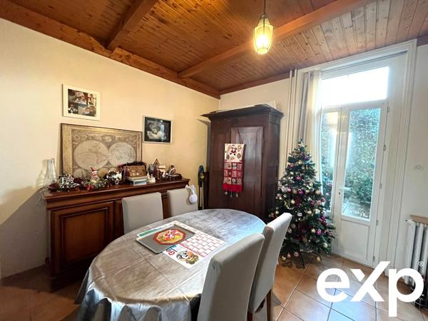 Maison de charme avec jardin arboré et sous-sol complet – Pont-de-Chéruy