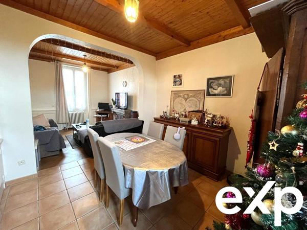 Maison de charme avec jardin arboré et sous-sol complet – Pont-de-Chéruy