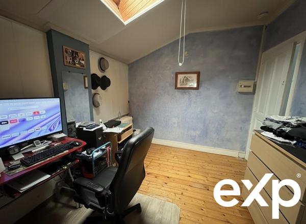 Maison de charme avec jardin arboré et sous-sol complet – Pont-de-Chéruy