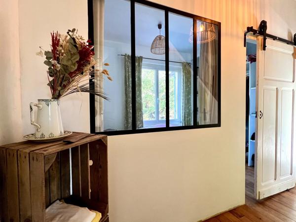 Maison des années 1950 rénovée en 2023