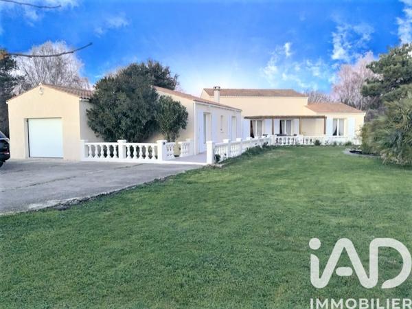 Maison à vendre 6 pièces 213 m² Saint-Pierre-d'Oléron