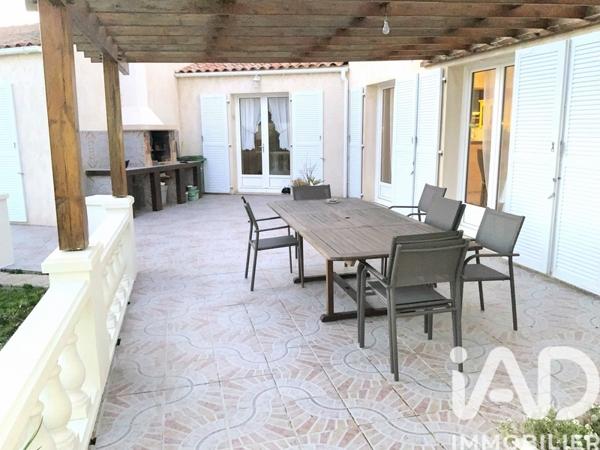 Maison à vendre 6 pièces 213 m² Saint-Pierre-d'Oléron
