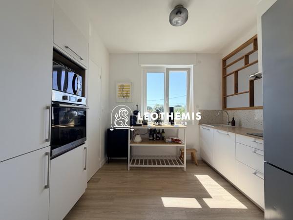 APPARTEMENT RÉNOVÉ AVEC APERÇU MER – PROXIMITÉ PONTAILLAC