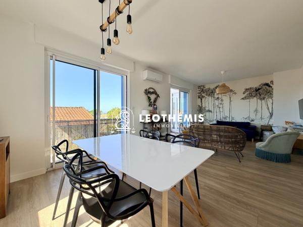 APPARTEMENT RÉNOVÉ AVEC APERÇU MER – PROXIMITÉ PONTAILLAC