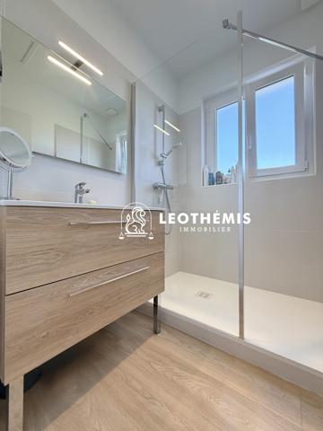 APPARTEMENT RÉNOVÉ AVEC APERÇU MER – PROXIMITÉ PONTAILLAC