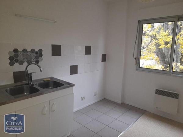 Appartement à louer 1 pièce 31.78m²