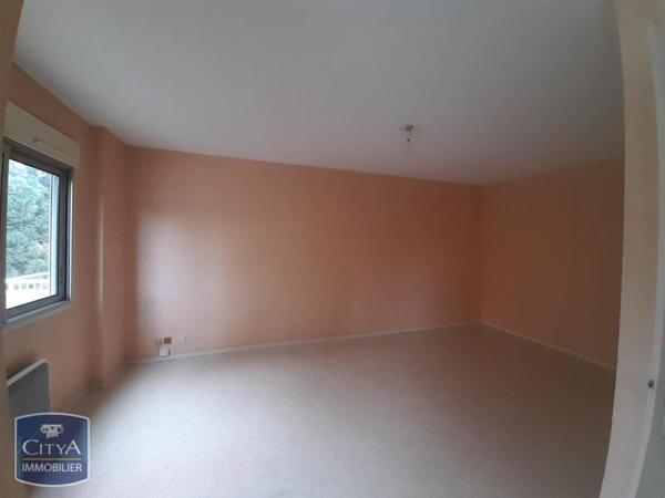 Appartement à louer 1 pièce 31.78m²