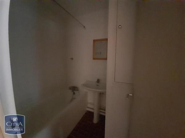 Appartement à louer 1 pièce 31.78m²
