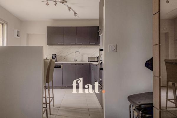 Maison 6 pièces/ 175 m2/ DPE C/1200 m2 terrain/ SAINTE LUCE SUR LOIRE/ 5 ch/ Piscine/ grand garage