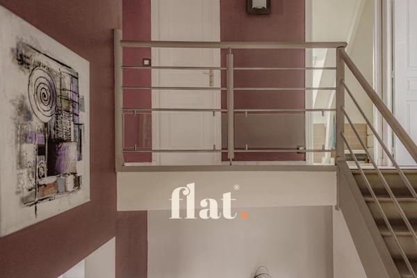 Maison 6 pièces/ 175 m2/ DPE C/1200 m2 terrain/ SAINTE LUCE SUR LOIRE/ 5 ch/ Piscine/ grand garage