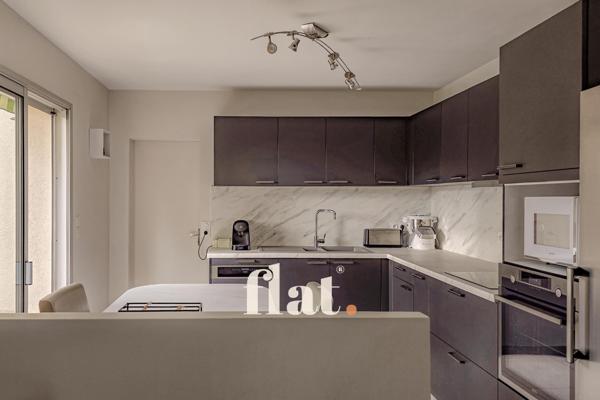 Maison 6 pièces/ 175 m2/ DPE C/1200 m2 terrain/ SAINTE LUCE SUR LOIRE/ 5 ch/ Piscine/ grand garage