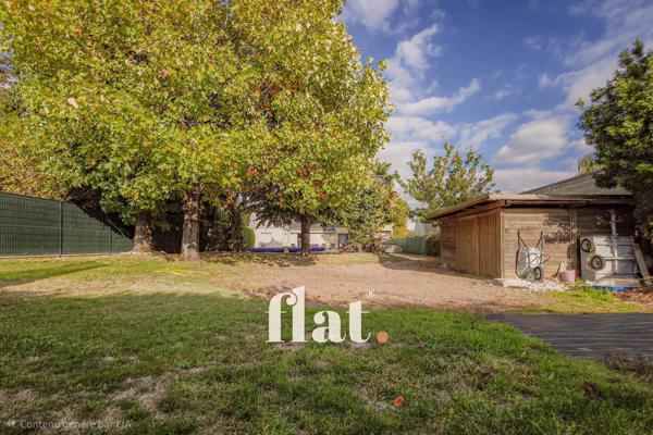 Maison 6 pièces/ 175 m2/ DPE C/1200 m2 terrain/ SAINTE LUCE SUR LOIRE/ 5 ch/ Piscine/ grand garage