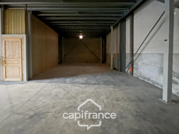 LOCAL – BUREAUX – ENTREPÔT 321 m² – QUETIGNY (21800)
