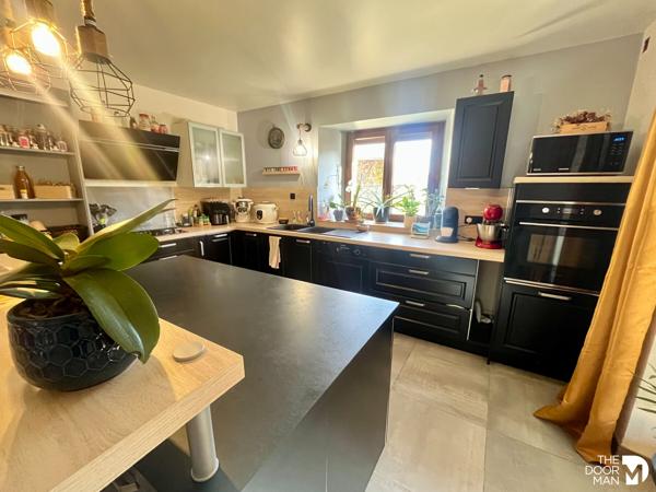 Maison - Loué - 255 m² - VAL-DE-MEUSE | The Door Man