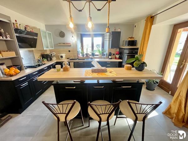Maison - Loué - 255 m² - VAL-DE-MEUSE | The Door Man