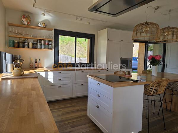Location Villa155 m² - 4 Pièces - SAINT CERGUES (74140)