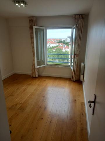 Appartement Rueil Malmaison 2 pièce(s) 51.41 m2