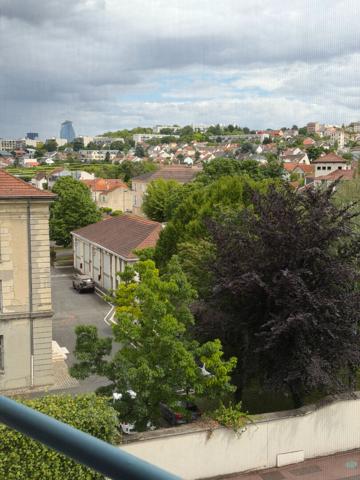 Appartement Rueil Malmaison 2 pièce(s) 51.41 m2