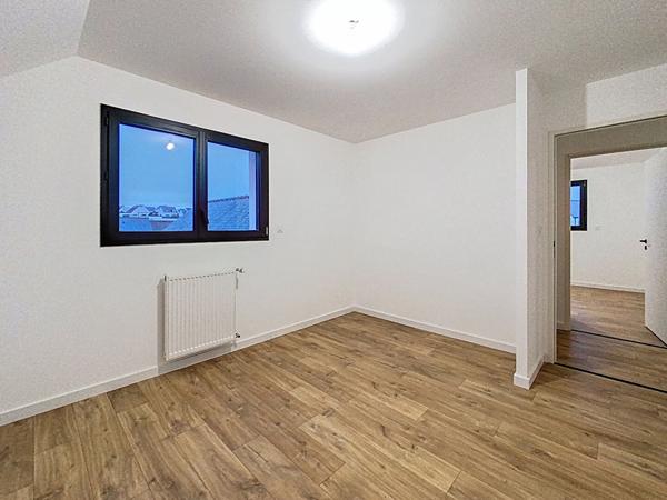 MAISON 4 CHAMBRES AVEC VIE DE PLAIN-PIED A VENDRE QUEVEN