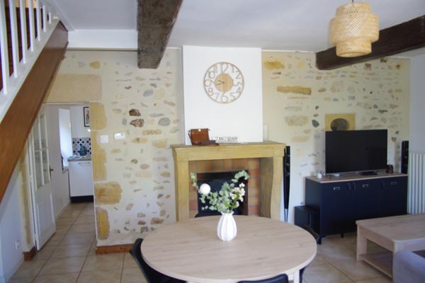 Charlieu (42190) Fermette 90 m² sans travaux