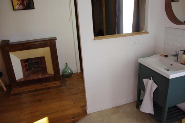 Charlieu (42190) Fermette 90 m² sans travaux