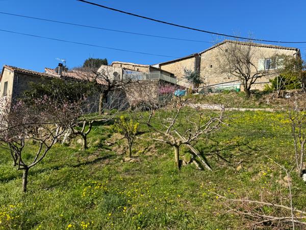 Chazeaux (07110) Authentique Tènement Immobilier en Pierre – Vue Exceptionnelle – Chazeaux (Monteil) – 20 min Aubenas