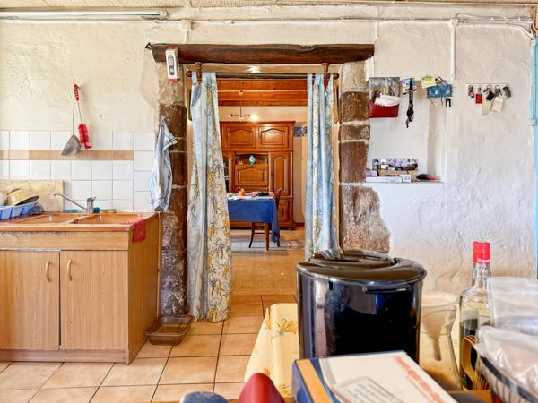 Chazeaux (07110) Authentique Tènement Immobilier en Pierre – Vue Exceptionnelle – Chazeaux (Monteil) – 20 min Aubenas
