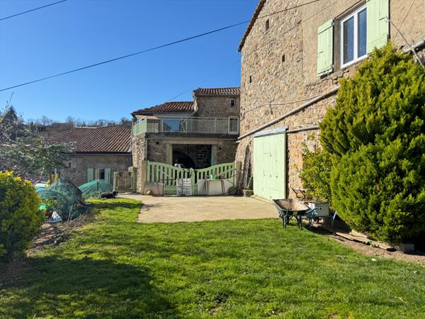 Chazeaux (07110) Authentique Tènement Immobilier en Pierre – Vue Exceptionnelle – Chazeaux (Monteil) – 20 min Aubenas