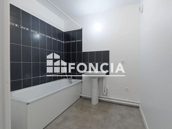 À vendre Appartement 3 pièces 53 m² - Corbeil-essonnes 91100
