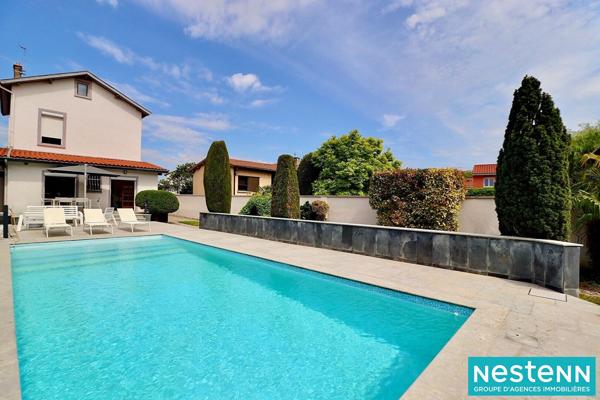 Maison familiale 160 m² habitables sur 556 m² de terrain - Vaulx-en-Velin (Pont des Planches) limite VILLEURBANNE