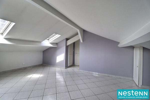 Maison familiale 160 m² habitables sur 556 m² de terrain - Vaulx-en-Velin (Pont des Planches) limite VILLEURBANNE