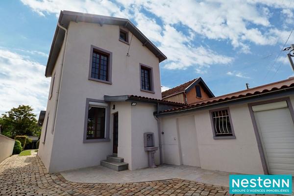 Maison familiale 160 m² habitables sur 556 m² de terrain - Vaulx-en-Velin (Pont des Planches) limite VILLEURBANNE