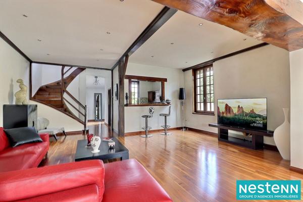 Maison familiale 160 m² habitables sur 556 m² de terrain - Vaulx-en-Velin (Pont des Planches) limite VILLEURBANNE