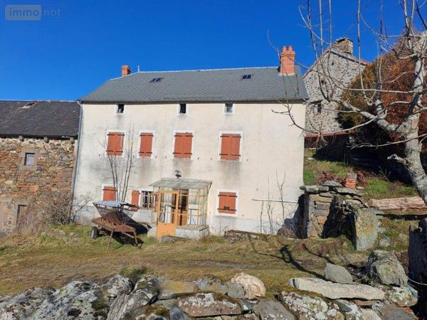 Maison à vendre à Alleuze dans le Cantal (15100), ref : 044/1191